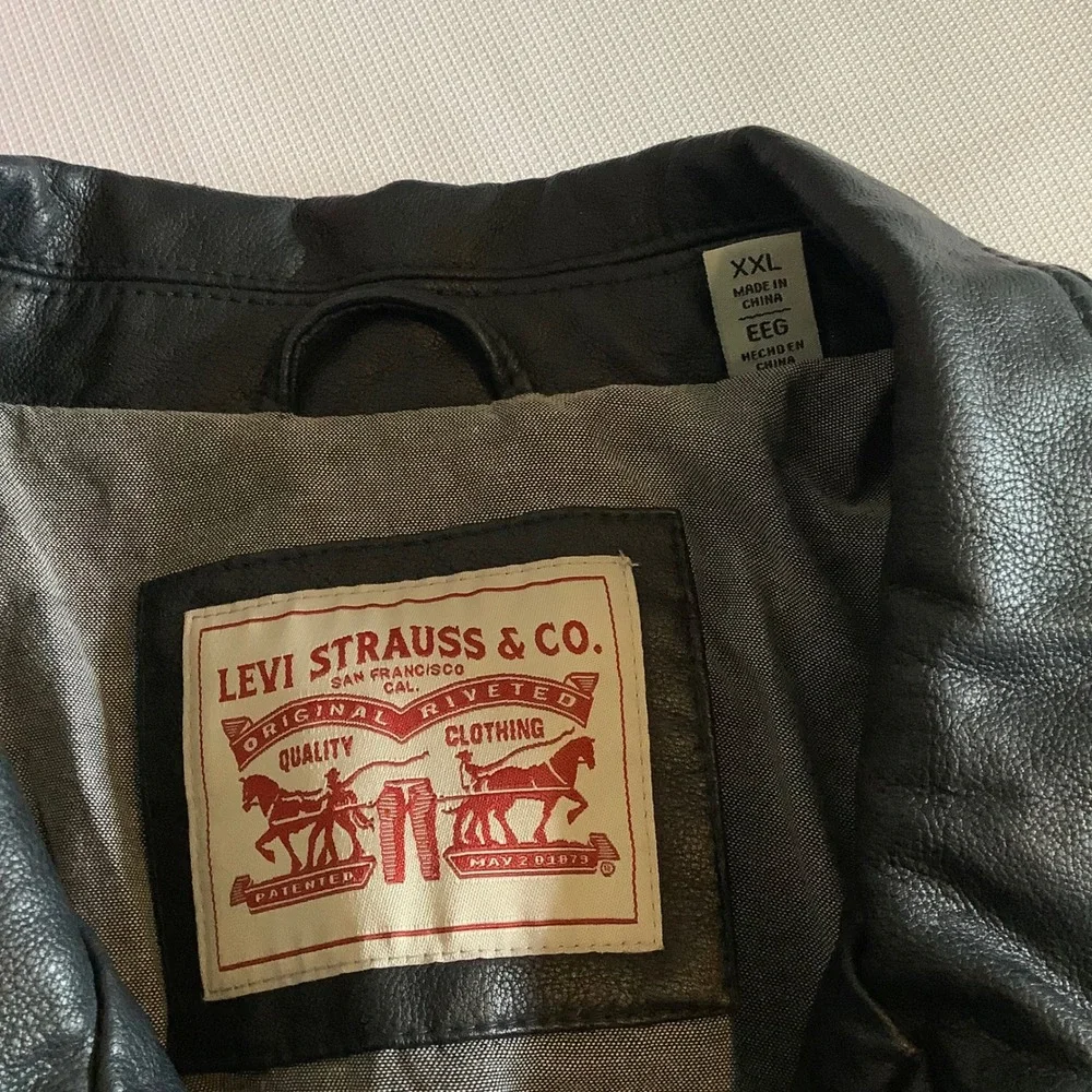 Levis Mens Faux Leather Trucker Jacket Black Full Zip XXL Extra Large Regular